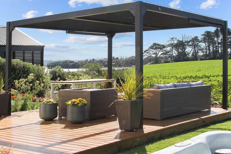 Photo of property in 6b Goble Road, Clarks Beach, Pukekohe, 2679