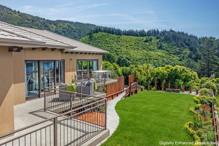 Photo of property in 24 Harbour View Heights, Picton, 7220