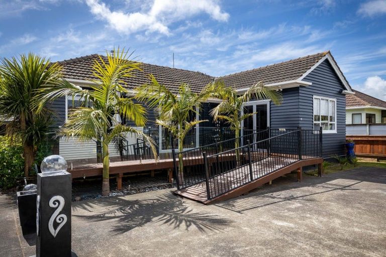 Photo of property in 17 Exeter Street, Brooklands, New Plymouth, 4310