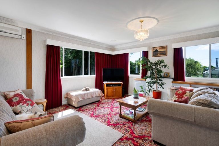 Photo of property in 14 Ngapapa Street, Urenui, 4375