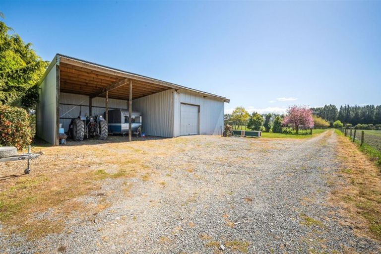 Photo of property in 964 Woodfields Road, West Eyreton, Rangiora, 7475