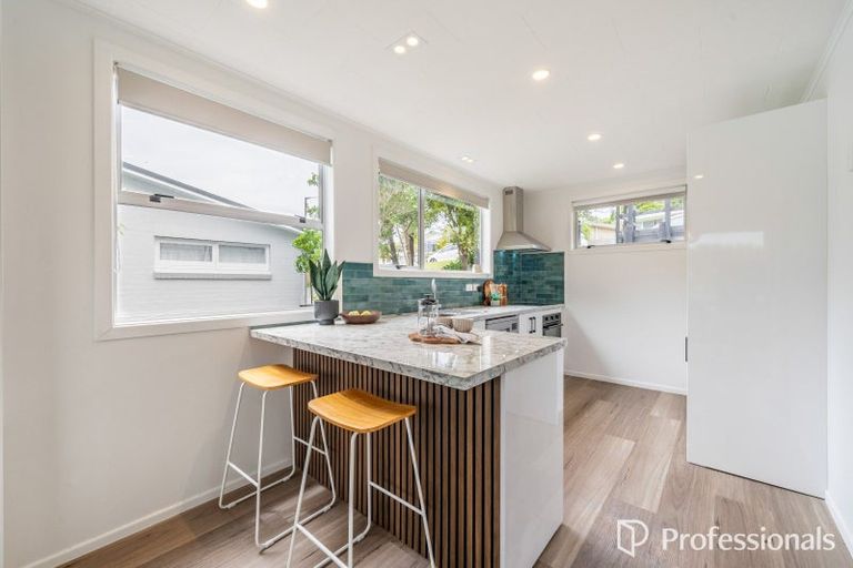 Photo of property in 86 Holborn Drive, Stokes Valley, Lower Hutt, 5019