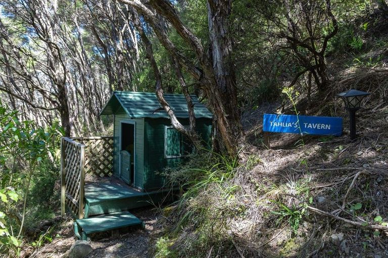 Photo of property in 54 Rotomanu Rise, Western Lake, Featherston, 5773