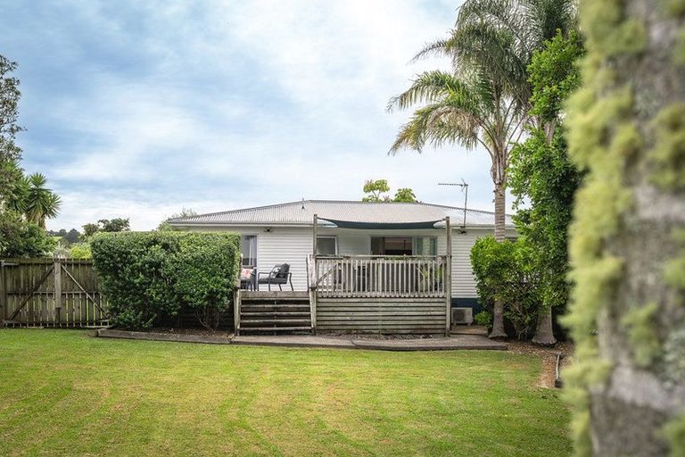 Photo of property in 24 Montgomery Avenue, Onerahi, Whangarei, 0110