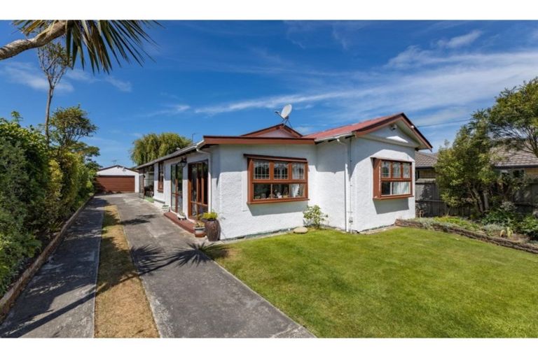 Photo of property in 23 Estuary Road, New Brighton, Christchurch, 8061