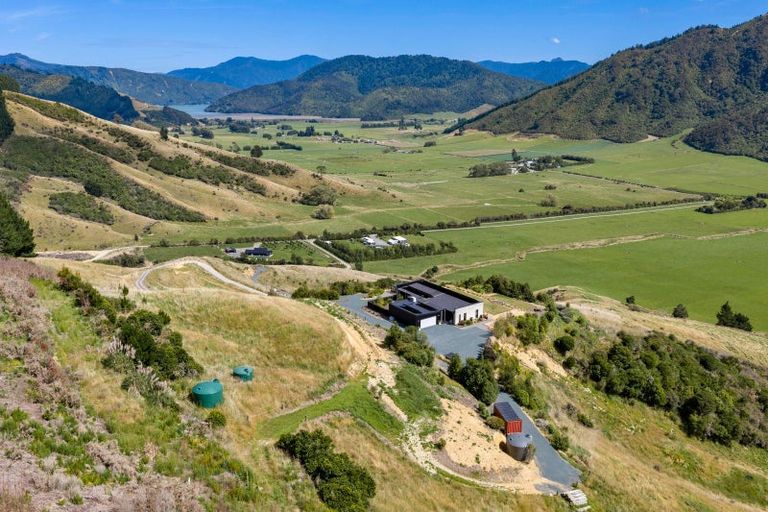 Photo of property in 1424 Queen Charlotte Drive, Linkwater, 7281