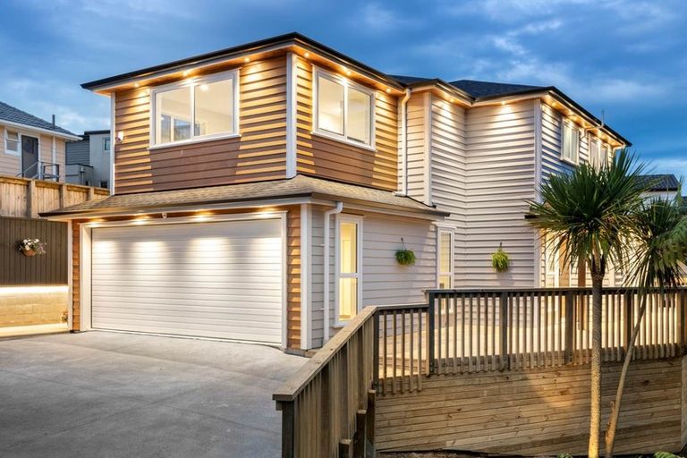 Photo of property in 1/58 Matipo Road, Mairangi Bay, Auckland, 0630