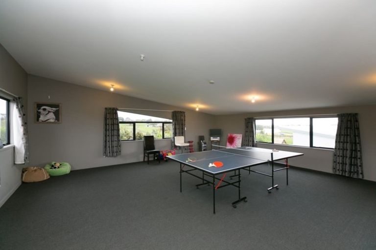 Photo of property in 1408b Devon Road, Brixton, Waitara, 4382