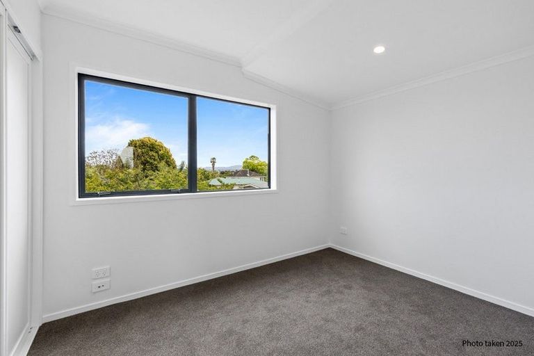 Photo of property in 500f Te Atatu Road, Te Atatu Peninsula, Auckland, 0610