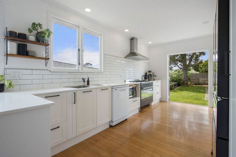 Photo of property in 5 Gledstanes Road, Katikati, 3129