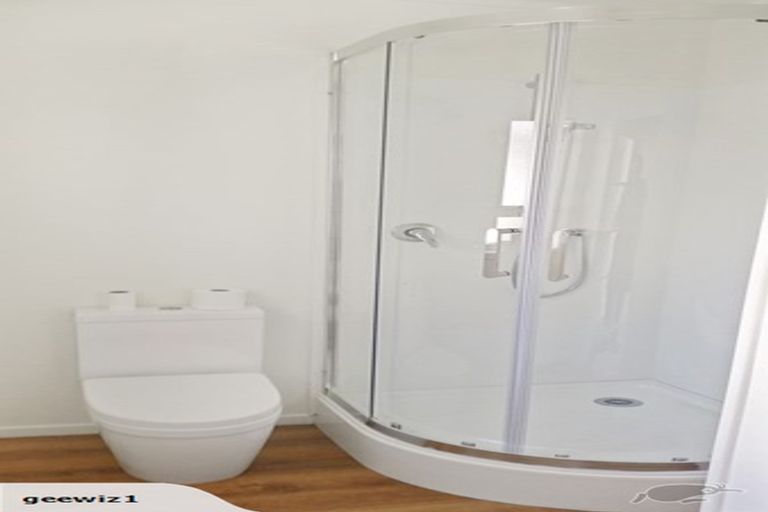 Photo of property in 8/16 Rutland Road, Stanley Point, Auckland, 0624