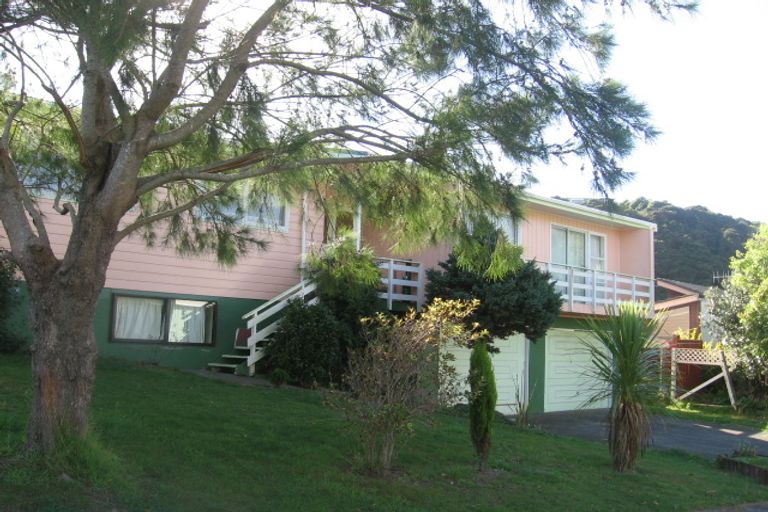 Photo of property in 1 Charthouse Lane, Whitby, Porirua, 5024