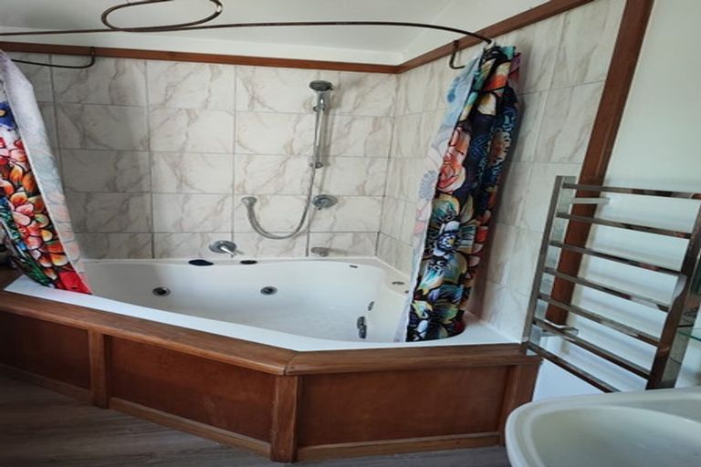 Photo of property in 56 Park Terrace, Corsair Bay, Lyttelton, 8082