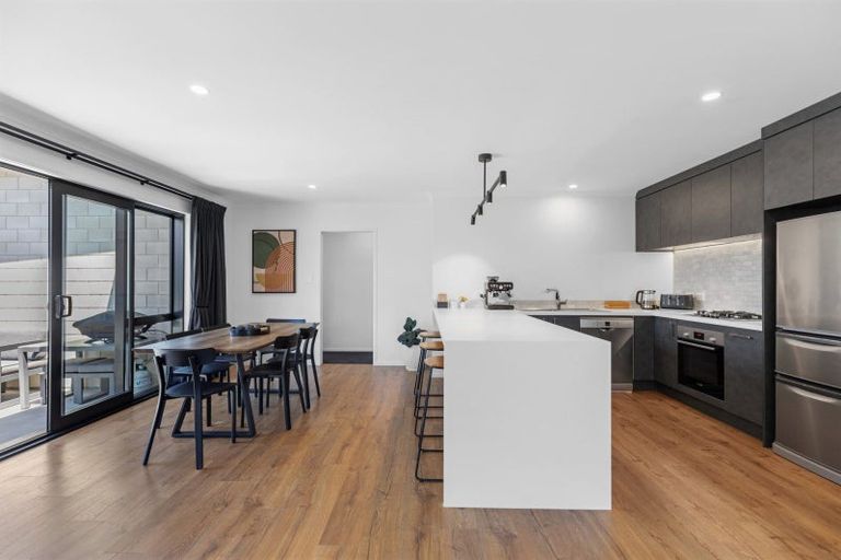 Photo of property in 51 Kotiate Street, Papamoa, 3118