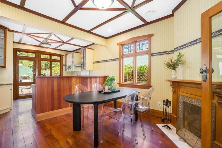 Photo of property in 49 Oroua Street, Eastbourne, Lower Hutt, 5013