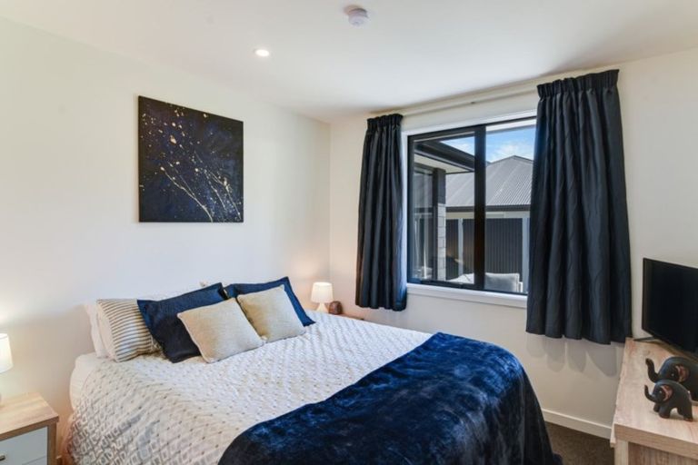 Photo of property in 92 Risinghurst Terrace, Lower Shotover, Queenstown, 9304