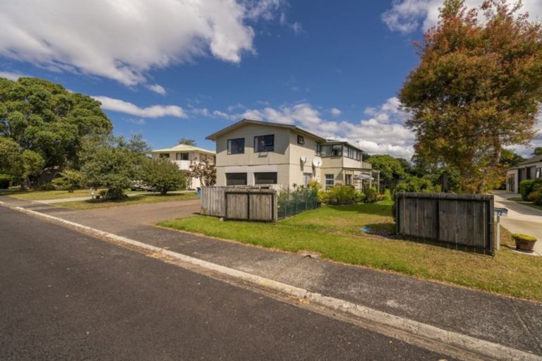 Photo of property in 74 Catherine Crescent, Whitianga, 3510