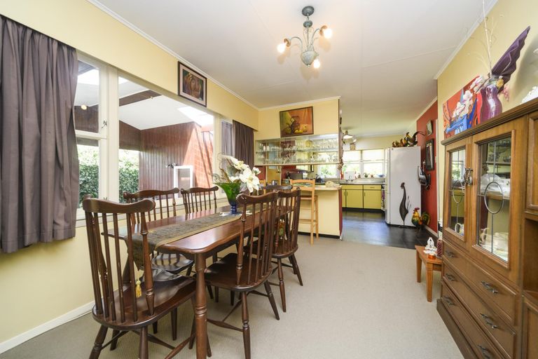 Photo of property in 17 Rennie Avenue, Milson, Palmerston North, 4414