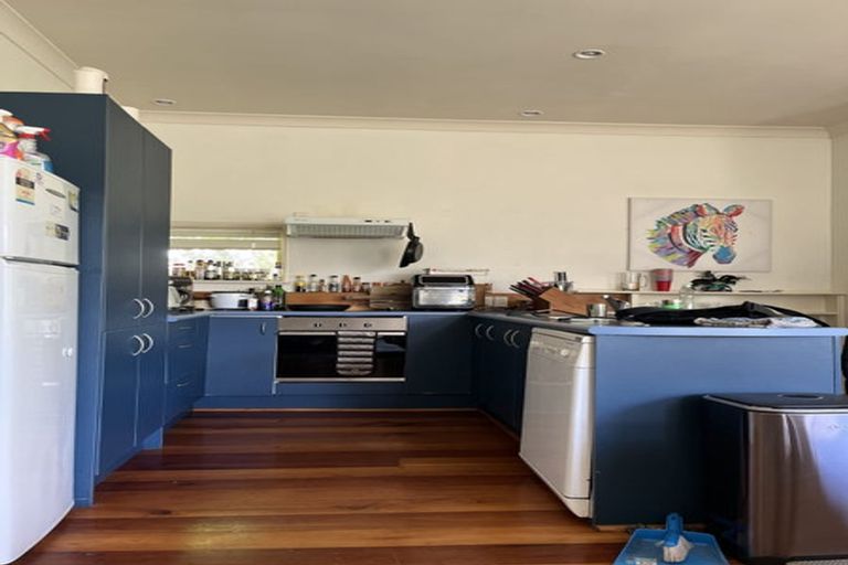 Photo of property in 2 Easdale Street, Kelburn, Wellington, 6012