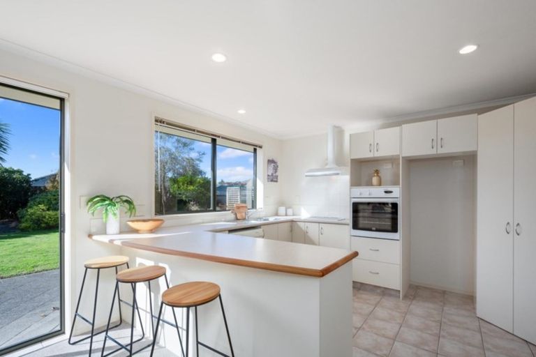 Photo of property in 26 Pacific Cove Drive, Papamoa Beach, Papamoa, 3118