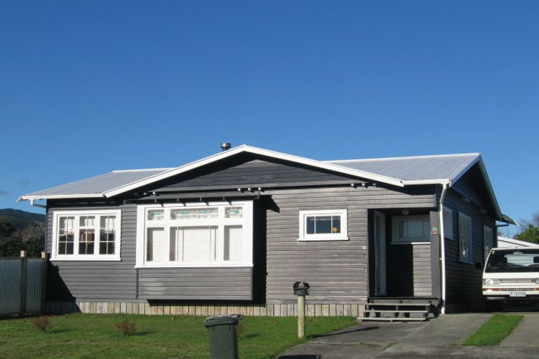 Photo of property in 41 Linwood Drive, Paraparaumu, 5032