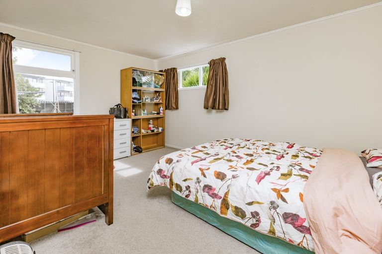 Photo of property in 63 Orchard Street, Avondale, Auckland, 1026