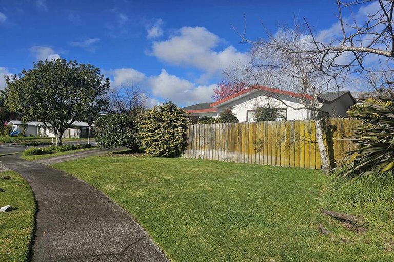 Photo of property in 2 Sunvale Place, Gate Pa, Tauranga, 3112