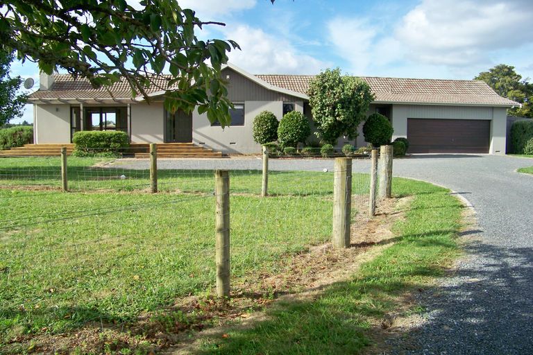 Photo of property in 319 Pencarrow Road, Tamahere, Hamilton, 3283