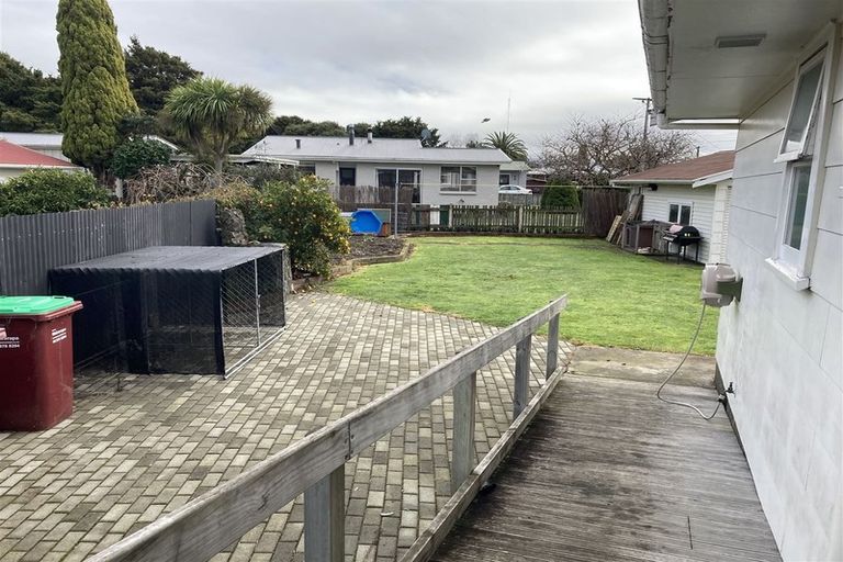 Photo of property in 19 Freyberg Street, Solway, Masterton, 5810