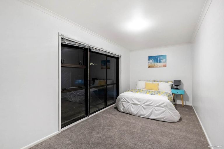 Photo of property in 83 Carnoustie Drive, Wattle Downs, Auckland, 2103