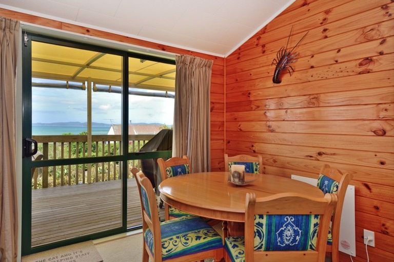 Photo of property in 20 Kotuku Place, Snells Beach, 0920