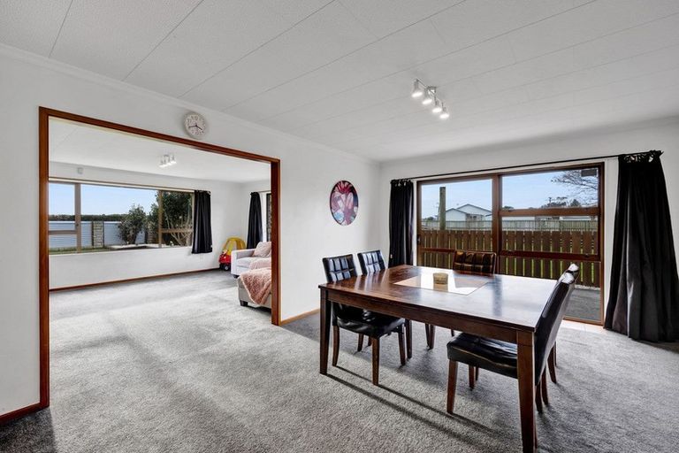 Photo of property in 38 Ketemarae Road, Normanby, Hawera, 4675