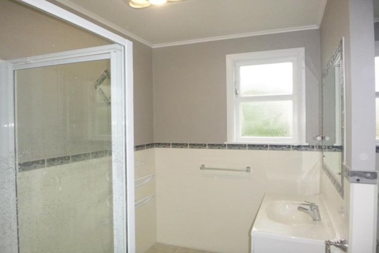 Photo of property in 23 Amundsen Grove, Stokes Valley, Lower Hutt, 5019