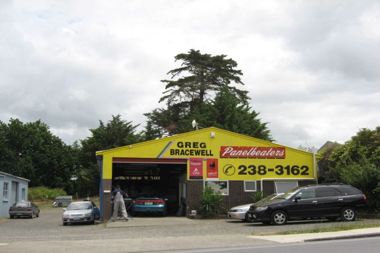 Photo of property in 168 Kitchener Road, Pukekohe, 2120