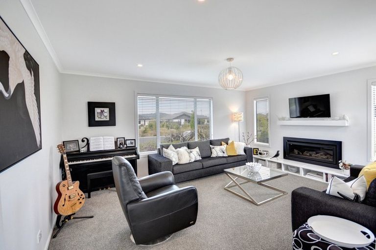 Photo of property in 19 Ben Lomond Drive, Mosgiel, 9024
