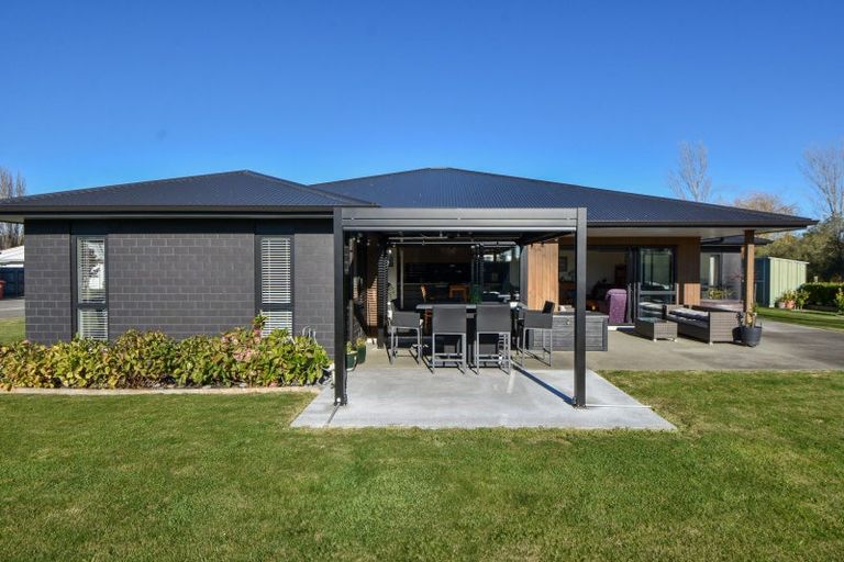 Photo of property in 5 Pukeko Lane, Carterton, 5713
