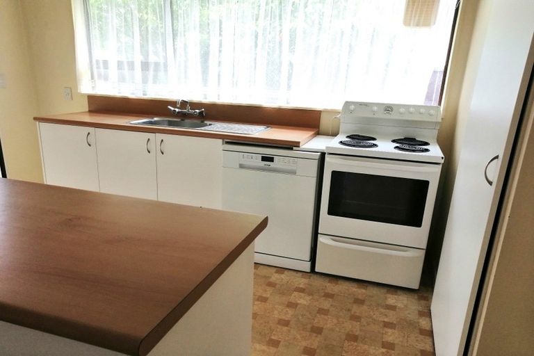 Photo of property in 8a Warrimoo Street, Paraparaumu, 5032