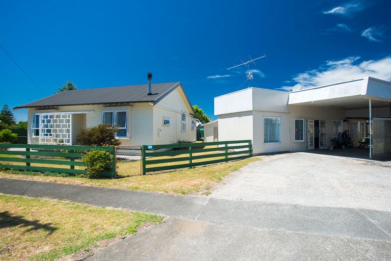 Photo of property in 152 Onslow Road, Patutahi, Gisborne, 4072