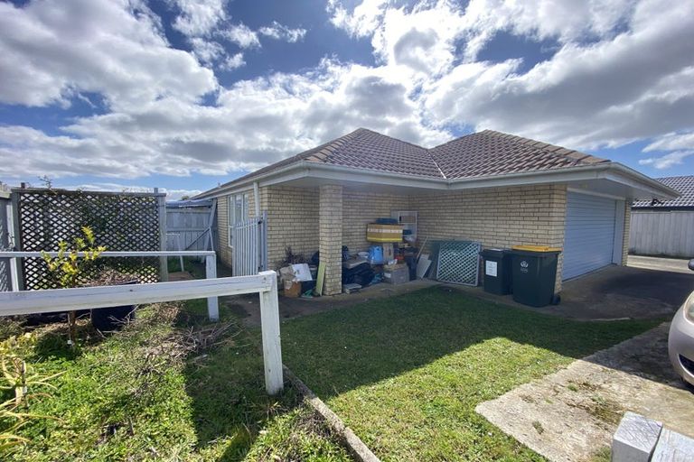 Photo of property in 15 Robin Brooke Drive, Flat Bush, Auckland, 2019