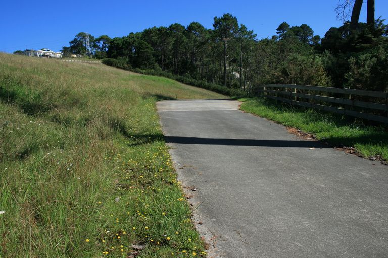 Photo of property in 731a Ridge Road, Riverhead, 0793