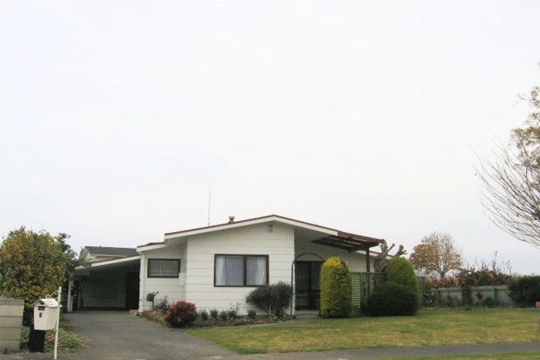 Photo of property in 3 Gilmour Place, Taradale, Napier, 4112