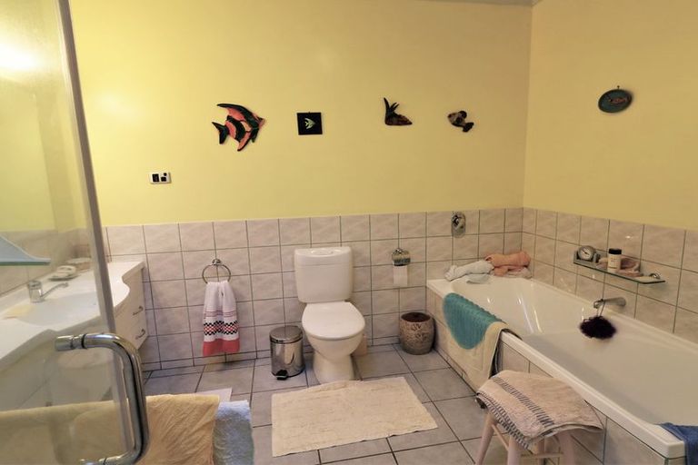 Photo of property in 57 Frederick Street, Carterton, 5713