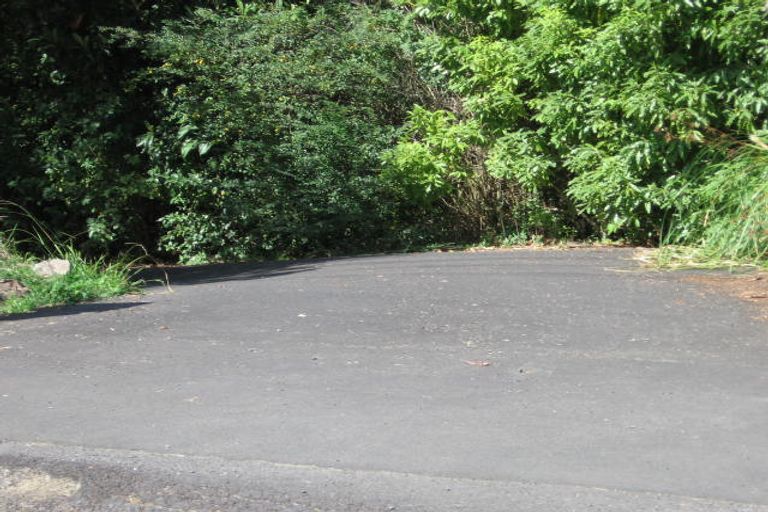 Photo of property in 1/316 Glenvar Road, Torbay, Auckland, 0630