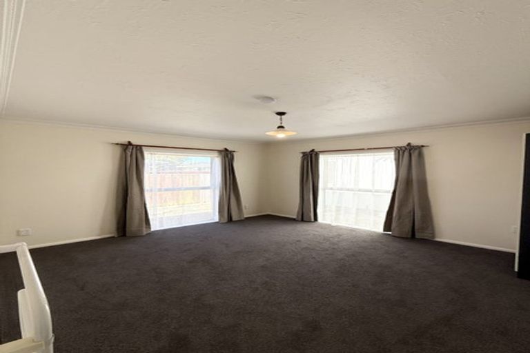 Photo of property in 3 Newbridge Place, Ilam, Christchurch, 8041