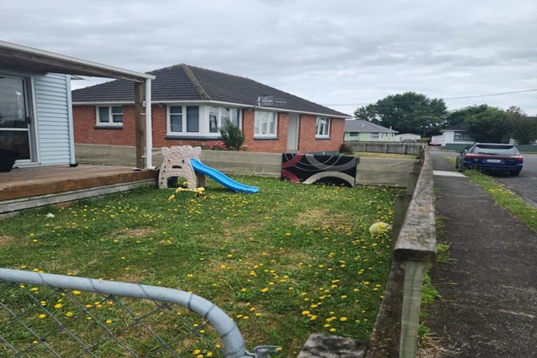 Photo of property in 8 Maire Street, Levin, 5510