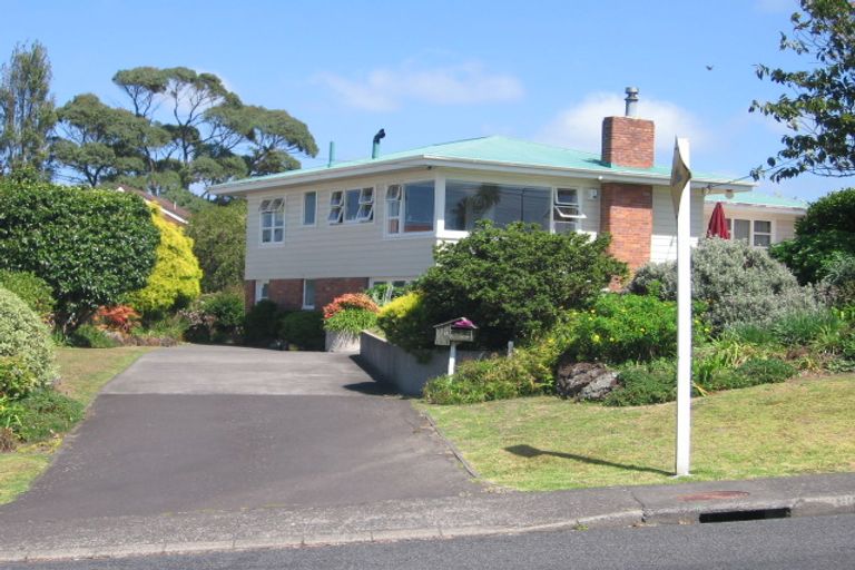 Photo of property in 6 James Street, Bayview, Auckland, 0629