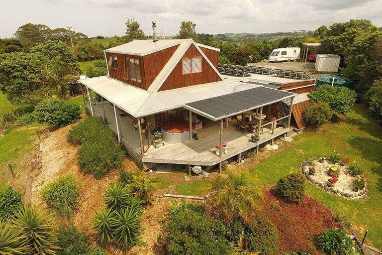 Photo of property in 221 Pahi Road, Pahi, Paparoa, 0571