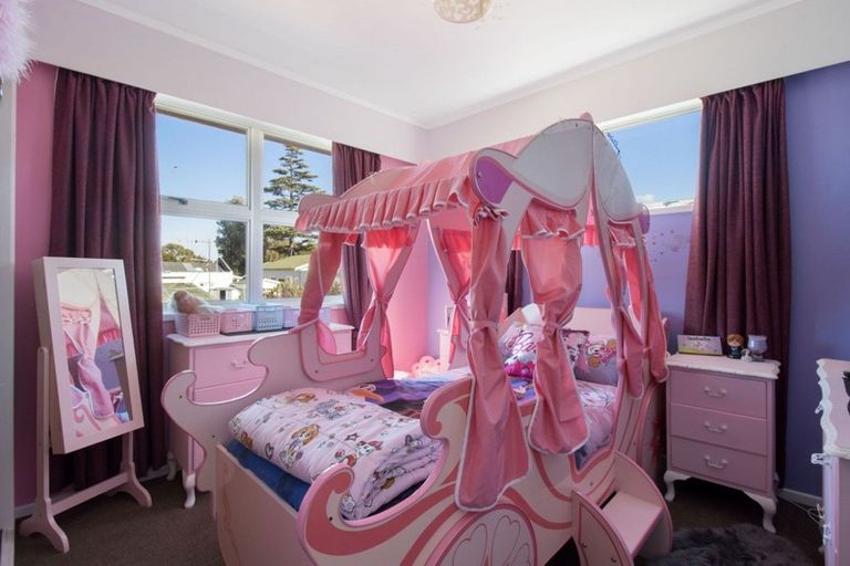 Photo of property in 28 Miller Avenue, Paeroa, 3600