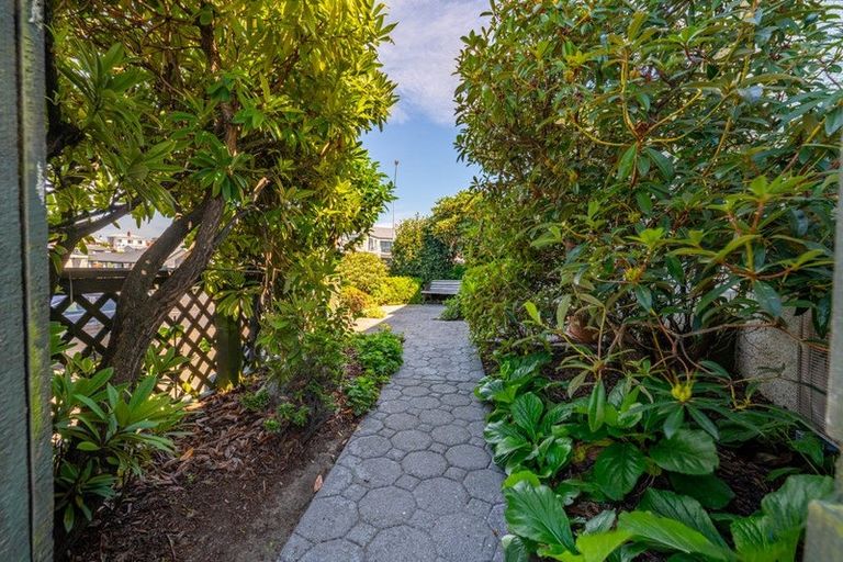 Photo of property in 1 Evans Street, Maori Hill, Timaru, 7910