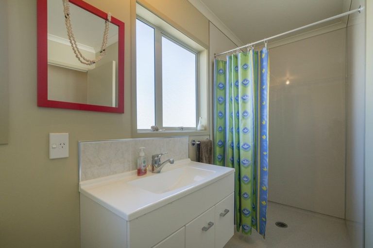 Photo of property in 255 Cook Drive, Whitianga, 3510